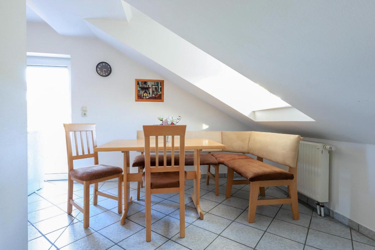 Ferienwohnung Altoetting Unterneukirchen Buitenkant foto